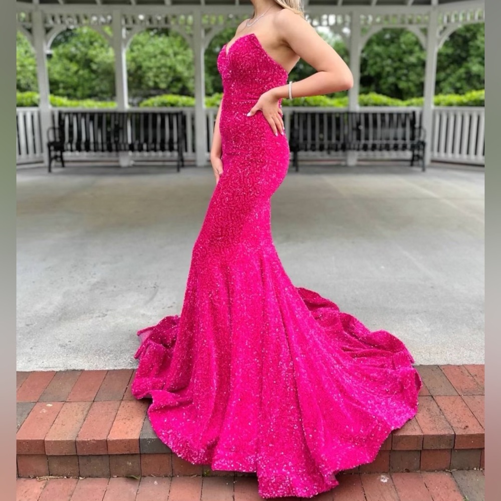 Portia and Scarlett prom dress